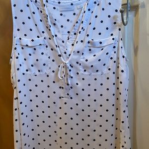 NY & Co Sleeveless Top. Size Medium